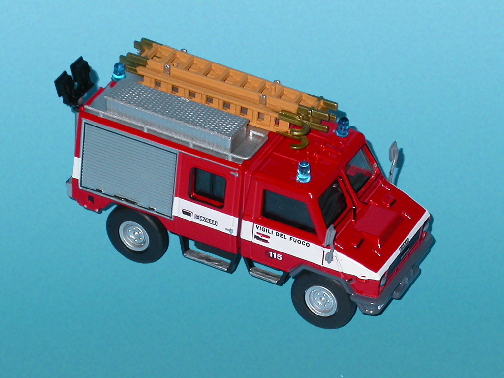 Del Prado: Fiat - Iveco VM90 Polisoccorso Vigili del Fuoco в 1:50 масштабе